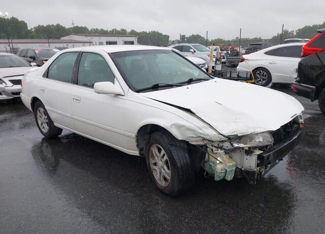 2001 TOYOTA Camry