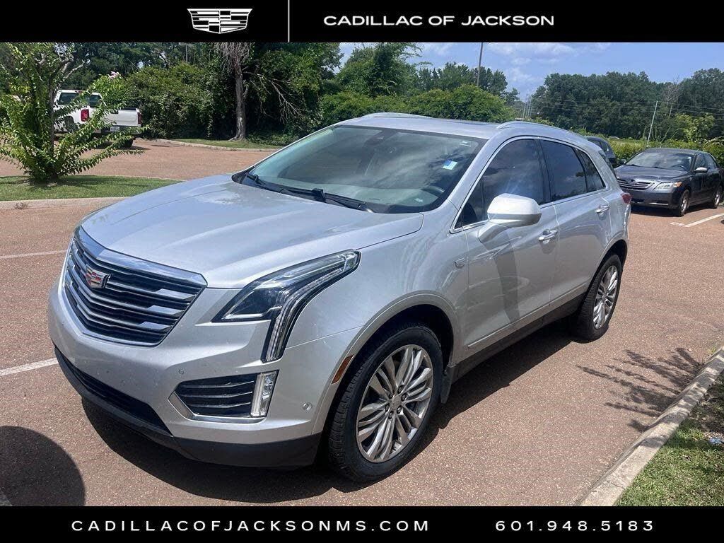 2017 CADILLAC XT5