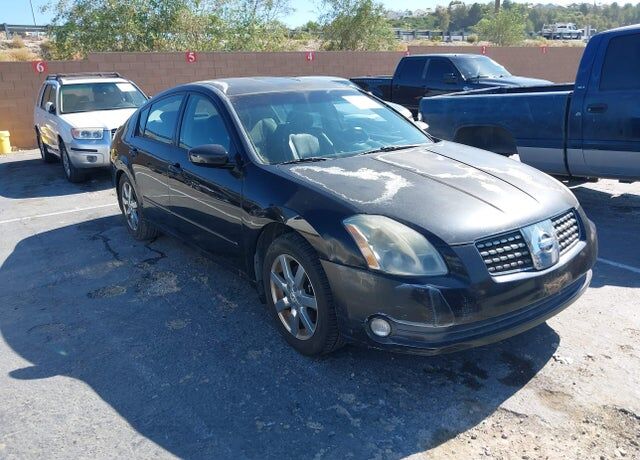 2004 NISSAN Maxima