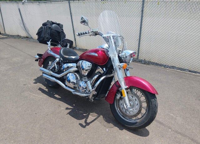 2005 HONDA VTX