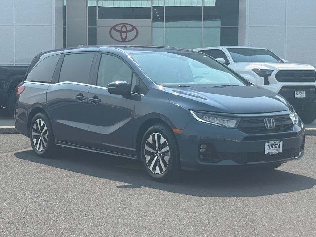 2025 HONDA Odyssey