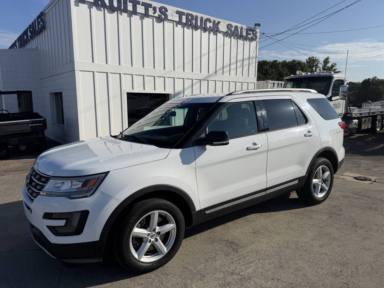 2016 FORD Explorer