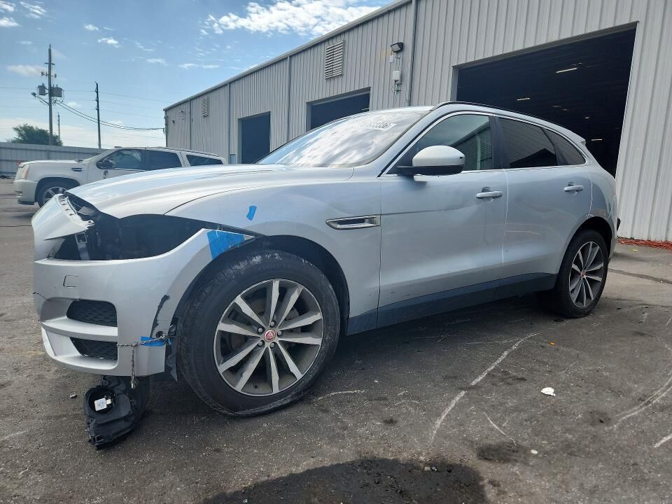 2019 JAGUAR F-Pace