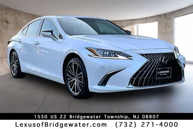 2025 LEXUS ES