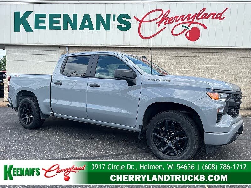 2024 CHEVROLET Silverado