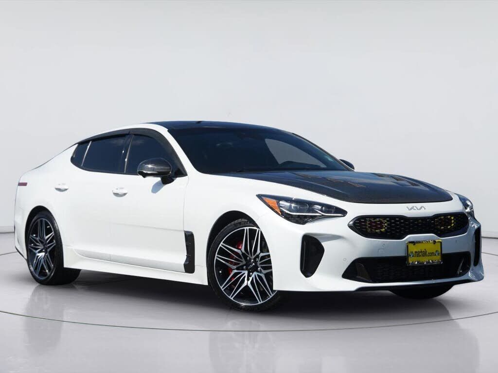 2022 KIA Stinger
