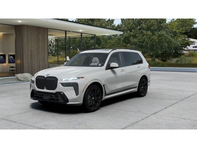 2027 BMW X7