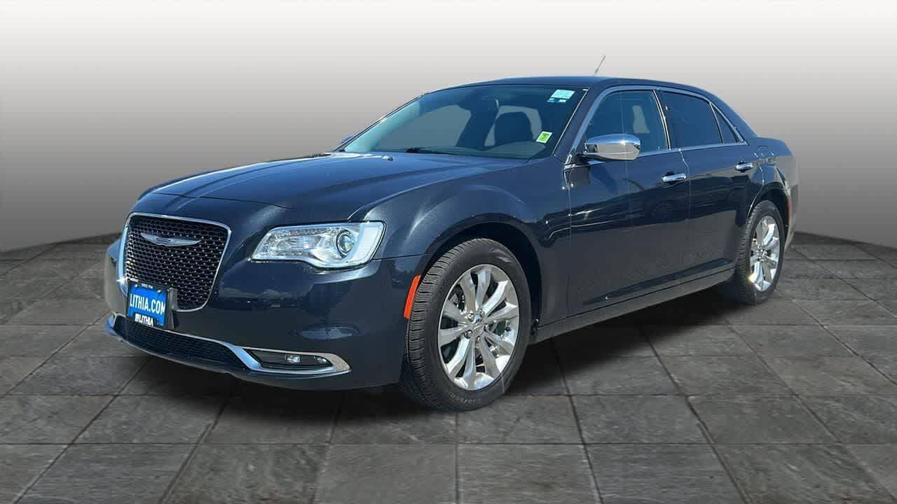 2019 CHRYSLER 300