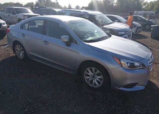 2016 SUBARU Legacy