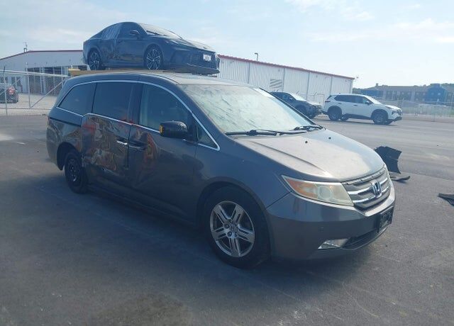 2011 HONDA Odyssey