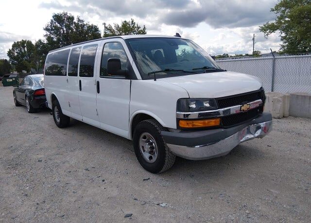 2020 CHEVROLET Express