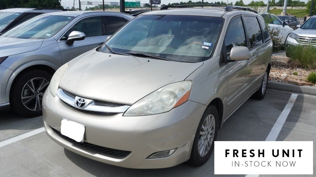 2008 TOYOTA Sienna