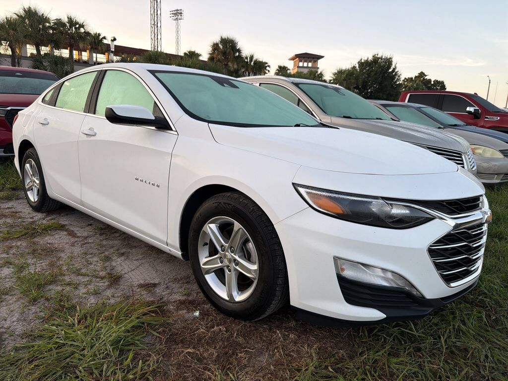 2024 CHEVROLET Malibu