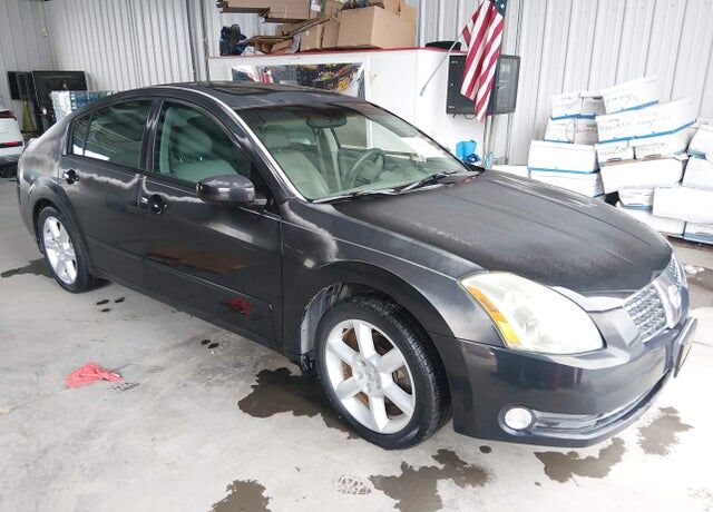 2005 NISSAN Maxima
