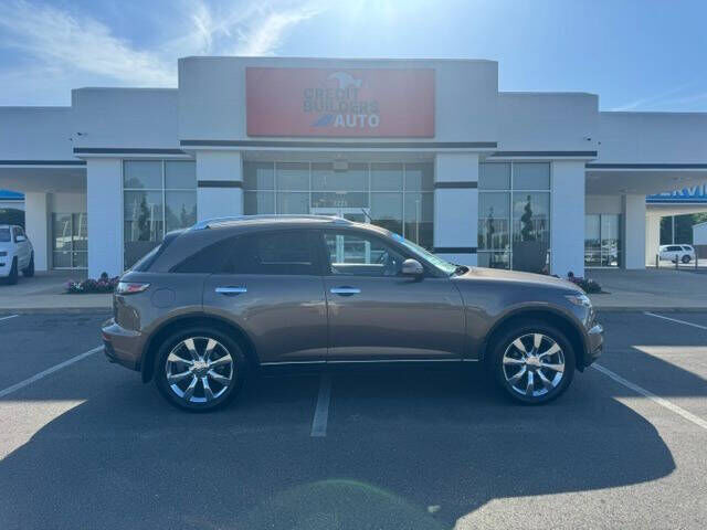2005 INFINITI FX35