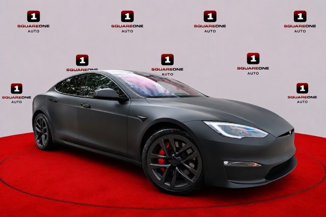 2024 TESLA Model S