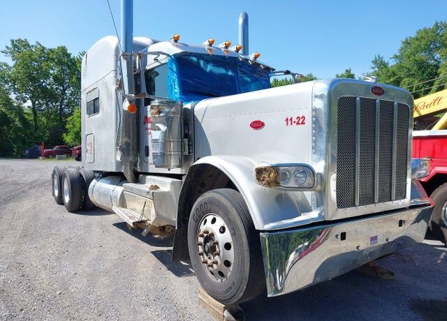 2022 PETERBILT 389