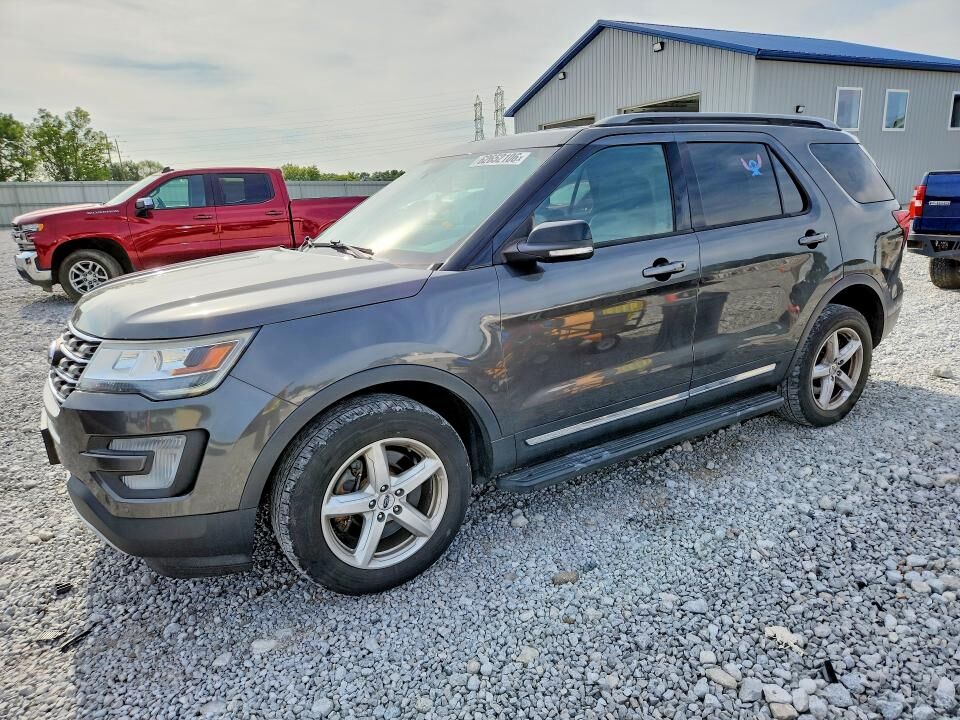 2017 FORD Explorer