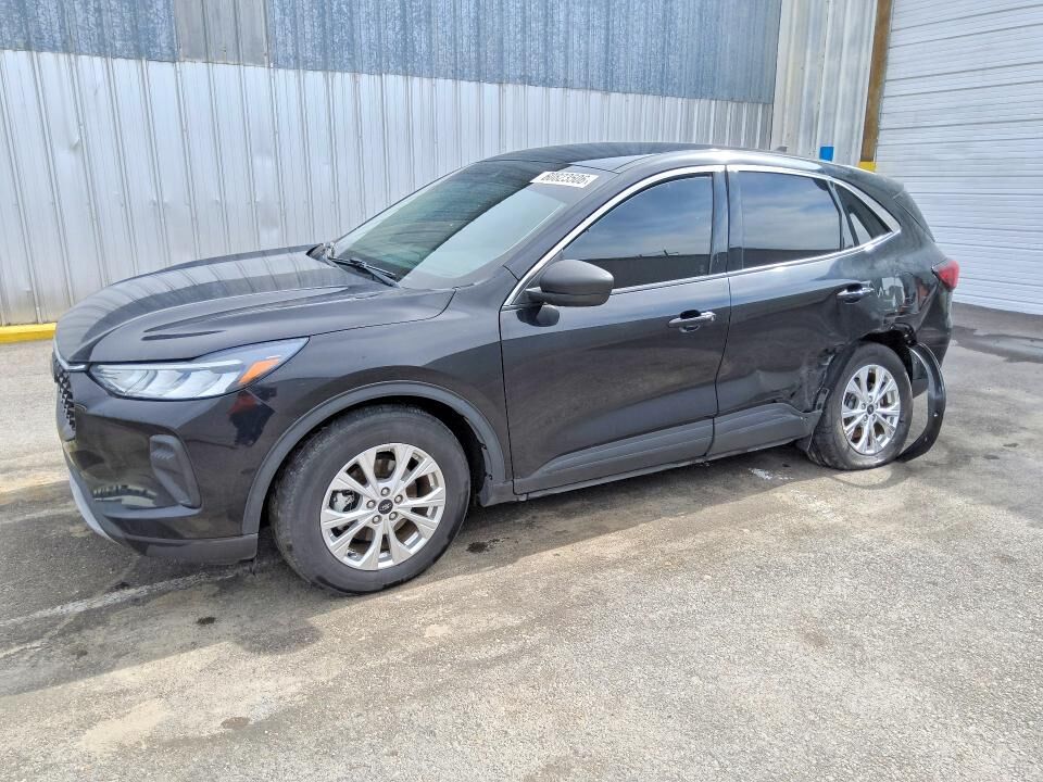 2023 FORD Escape