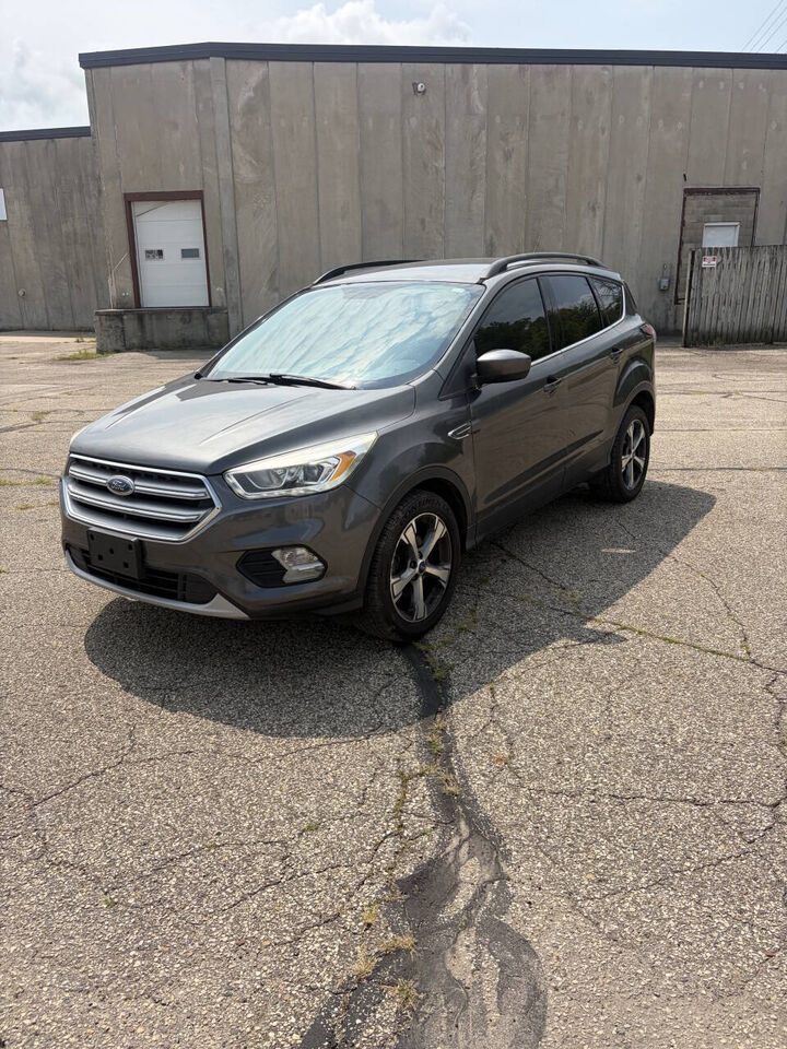 2017 FORD Escape