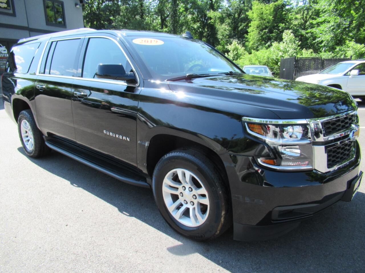 2019 CHEVROLET Suburban