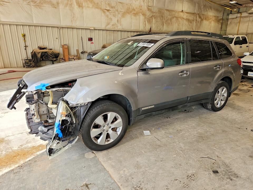 2010 SUBARU Outback