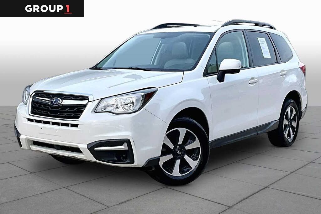 2017 SUBARU Forester