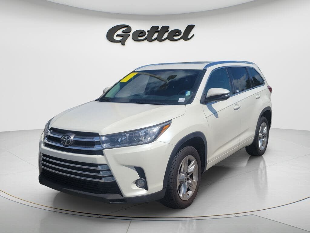 2017 TOYOTA Highlander