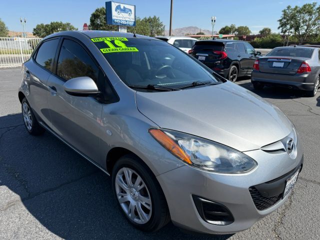 2014 MAZDA Mazda2
