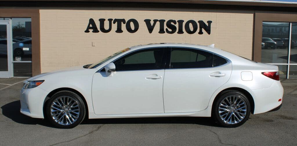 2013 LEXUS ES