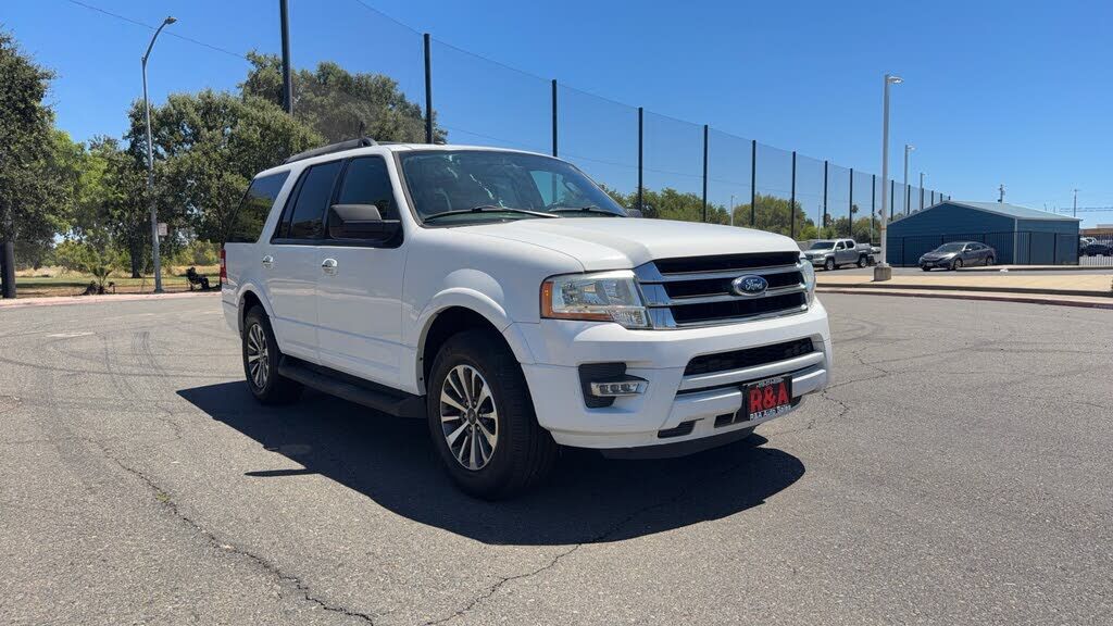 2016 FORD Expedition