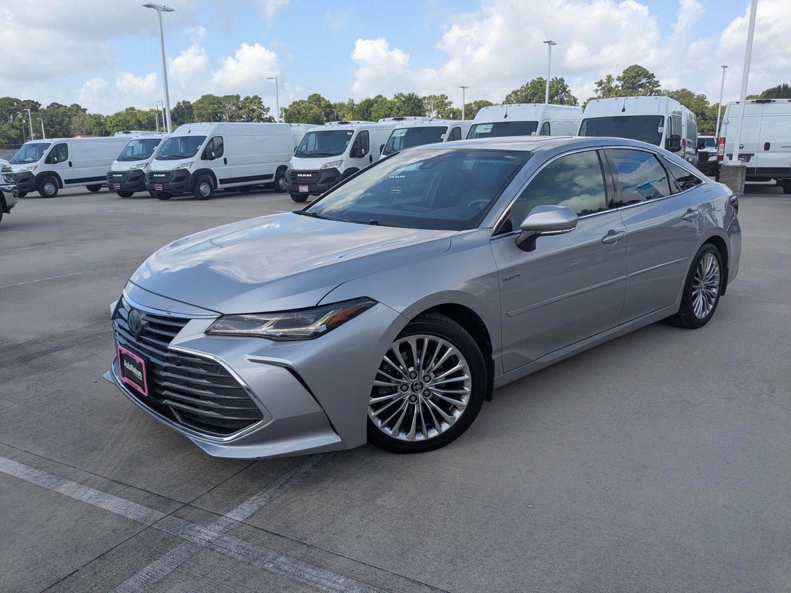 2020 TOYOTA Avalon