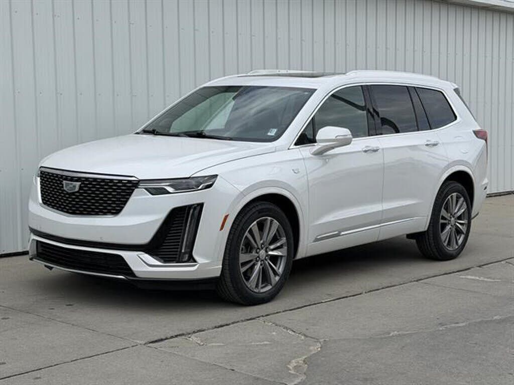 2024 CADILLAC XT6