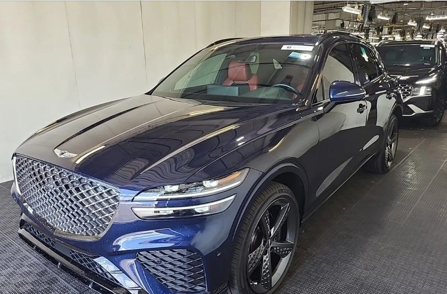 2023 GENESIS GV70