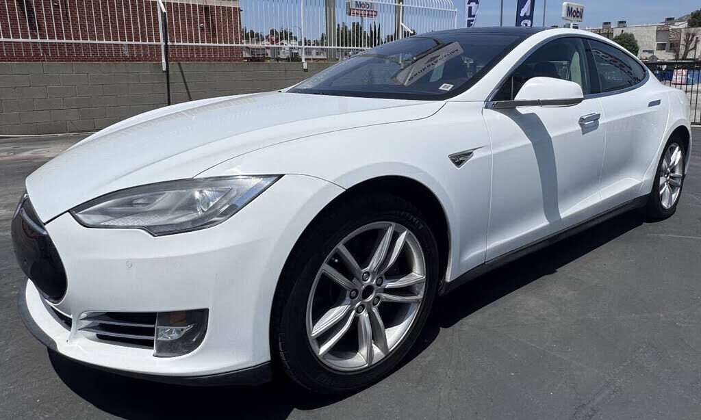 2013 TESLA Model S