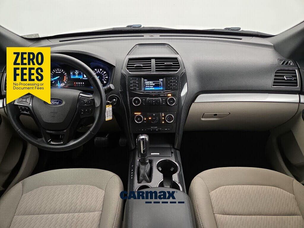 2018 FORD Explorer