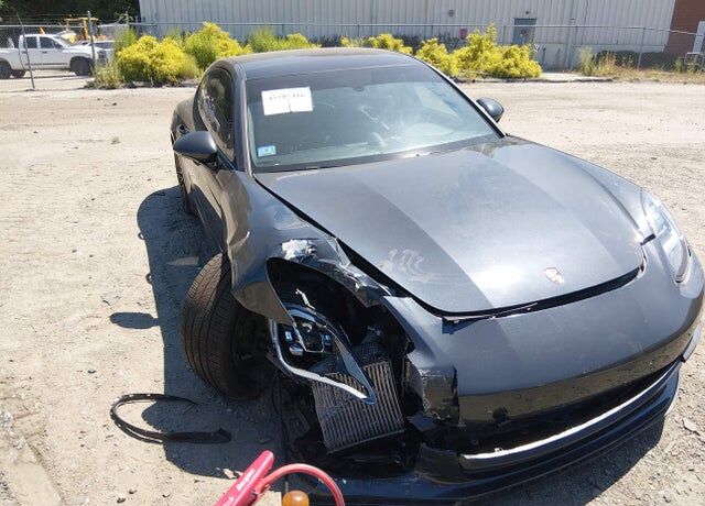 2018 PORSCHE Panamera