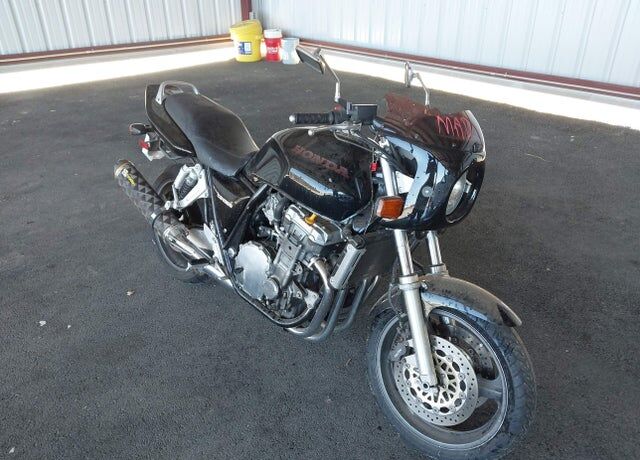 1994 HONDA CB