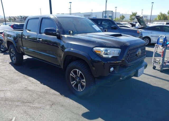 2019 TOYOTA Tacoma