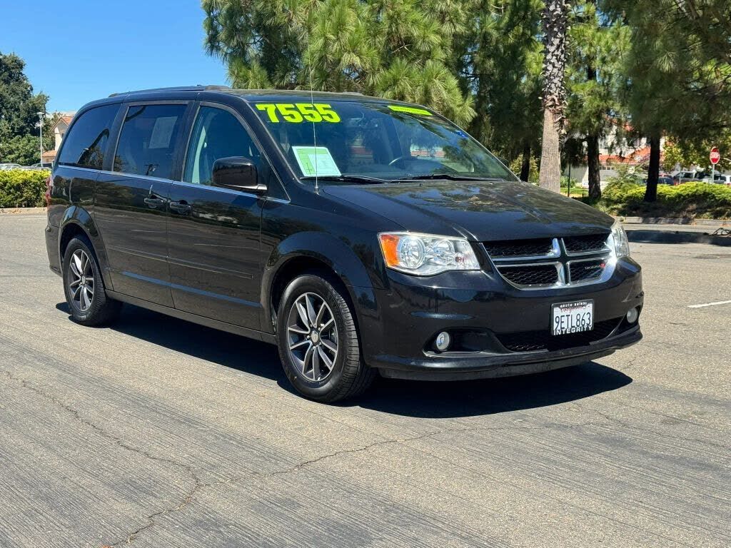 2017 DODGE Grand Caravan