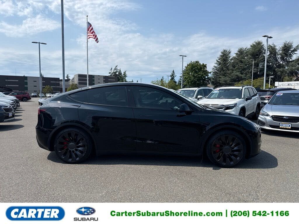 2022 TESLA Model Y