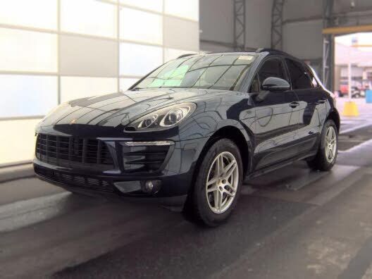 2018 PORSCHE Macan