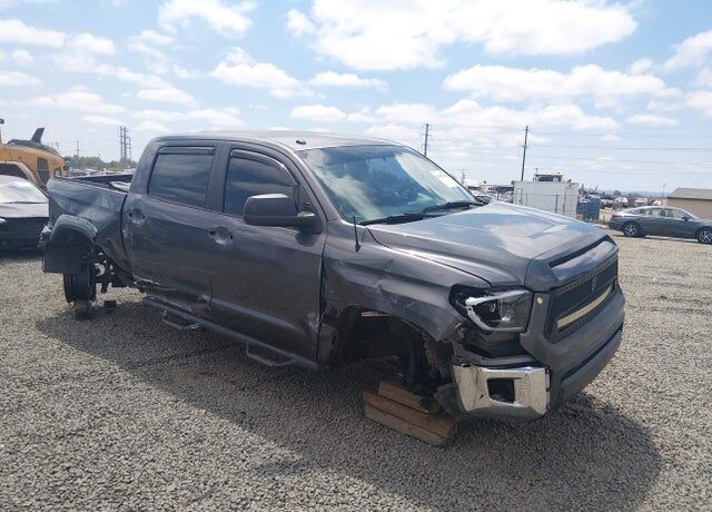 2016 TOYOTA Tundra
