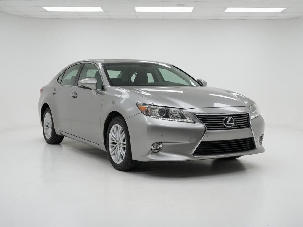 2015 LEXUS ES