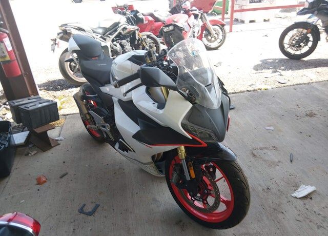2025 CFMOTO 450SS