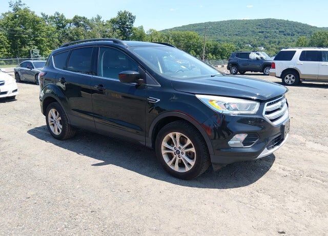 2017 FORD Escape