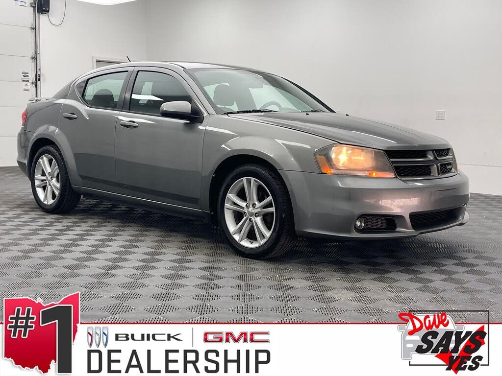 2013 DODGE Avenger