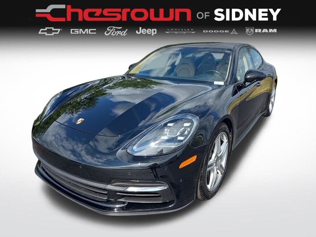 2018 PORSCHE Panamera