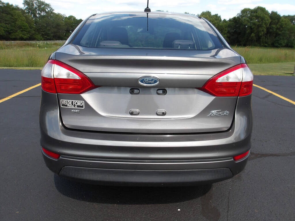 2014 FORD Fiesta