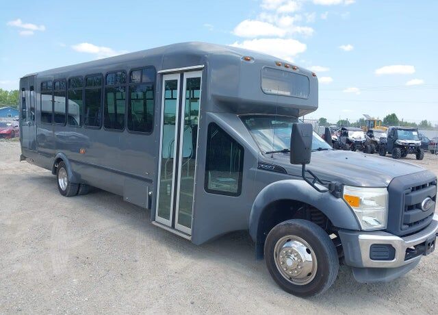 2012 FORD F-550